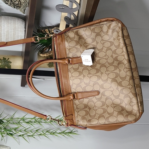 Coach Signature Morgan Satchel - Picture 3 of 6